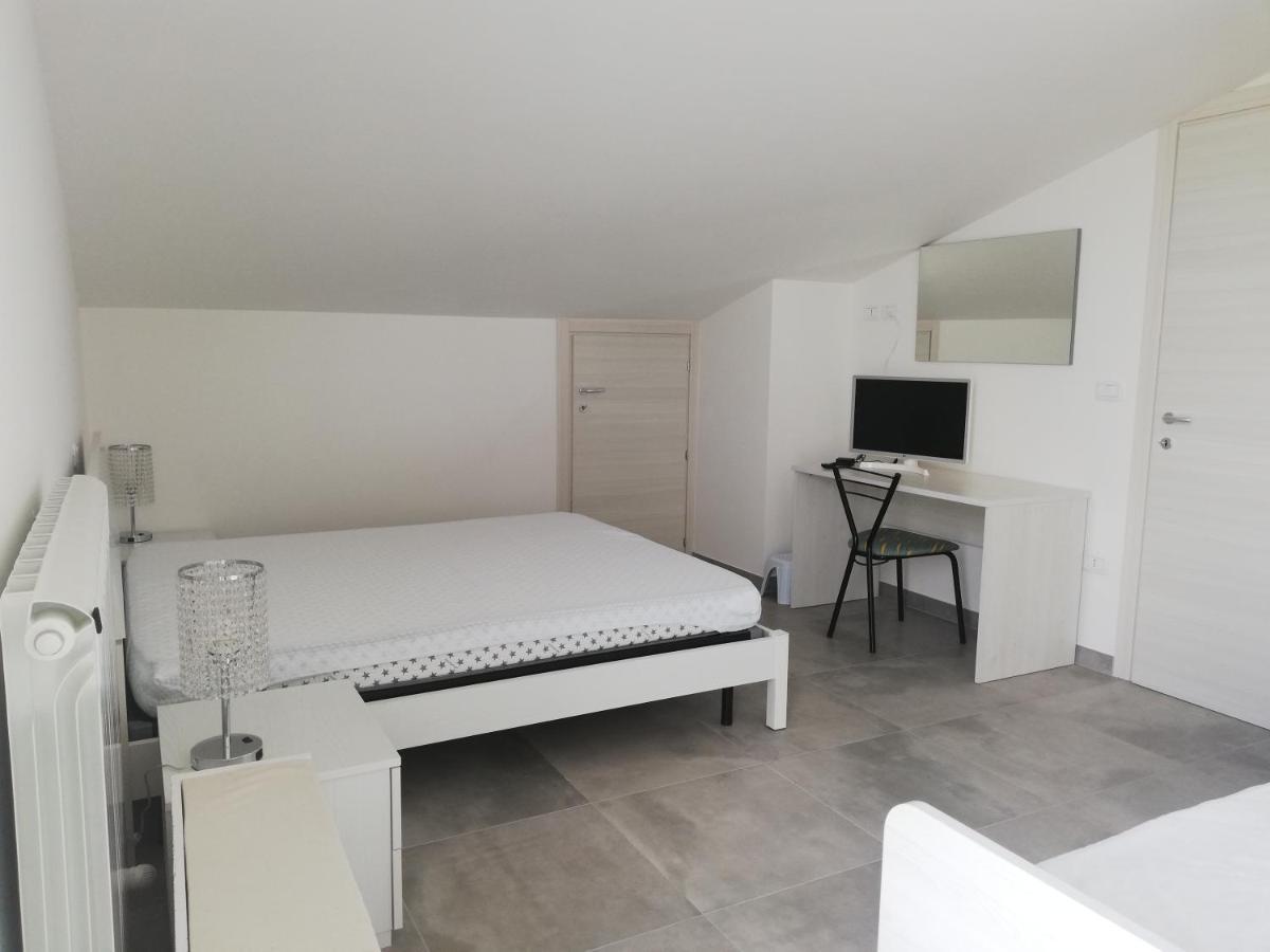 Attico Fronte Mare Appartement Martinsicuro Buitenkant foto